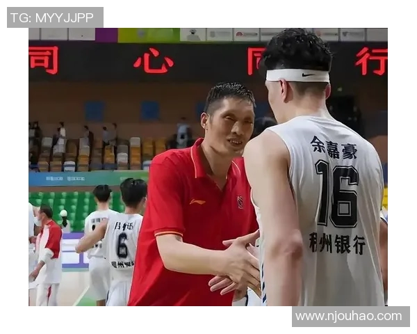 姚明盖诺携手共创篮球传奇展现体育精神与友谊的力量